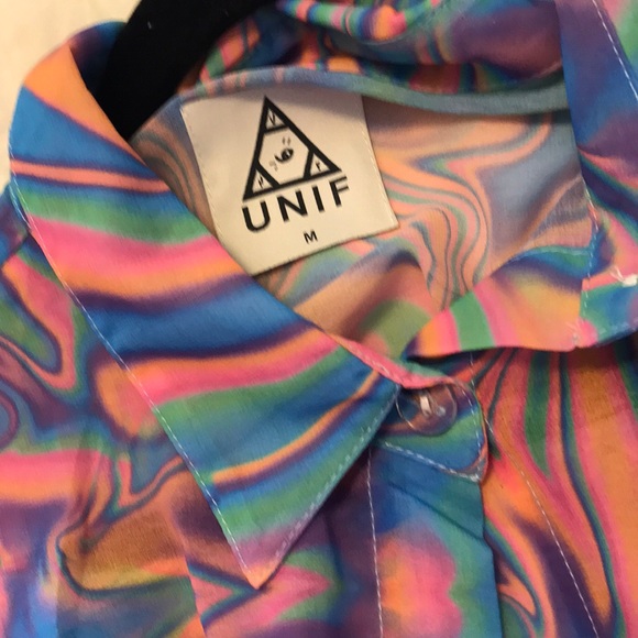 UNIF melt button down *RARE - Picture 2 of 2